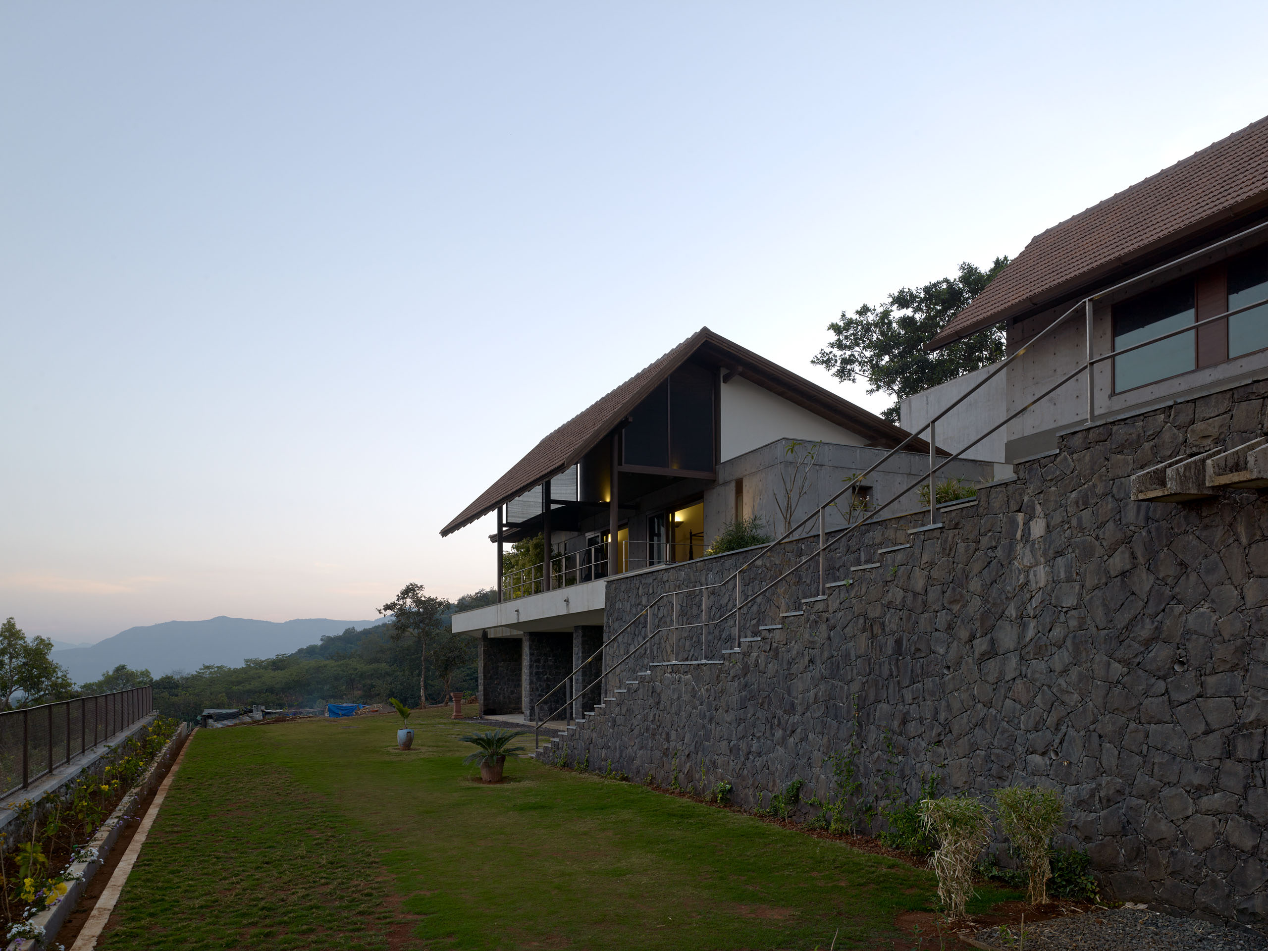 E14489 Alpa 042104 j2560